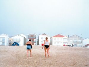 Lola Hakimian – Peoes, série portugaise